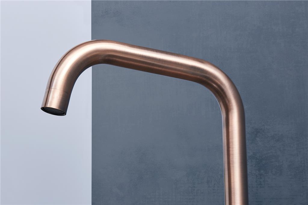 Liquida W10CP D-Shape Swivel Spout Single Lever Copper Kitchen Mixer Tap